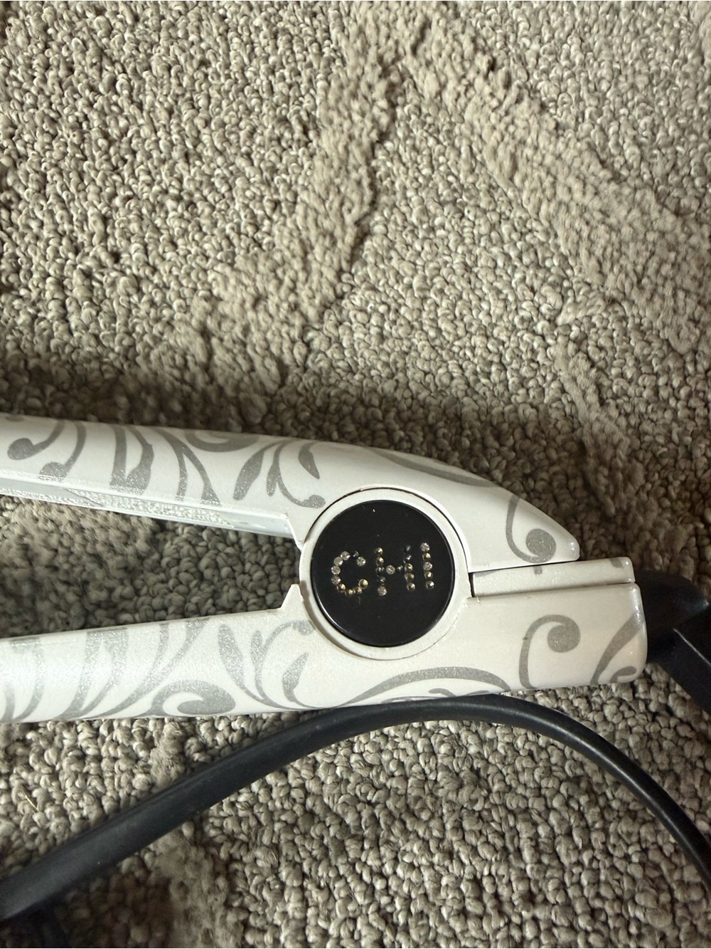 CHI Flat Iron - Ceramic Hair Straightener